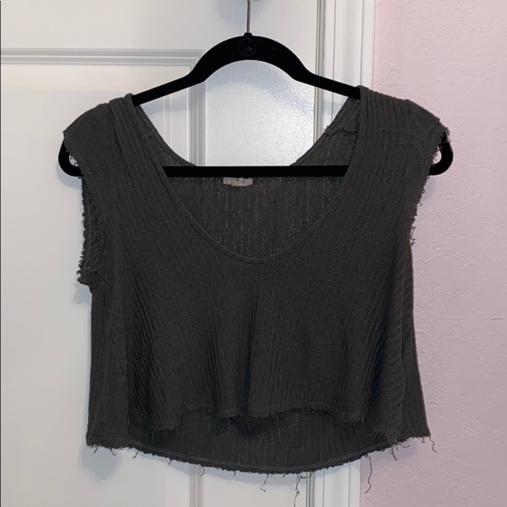 Crop top green shirt